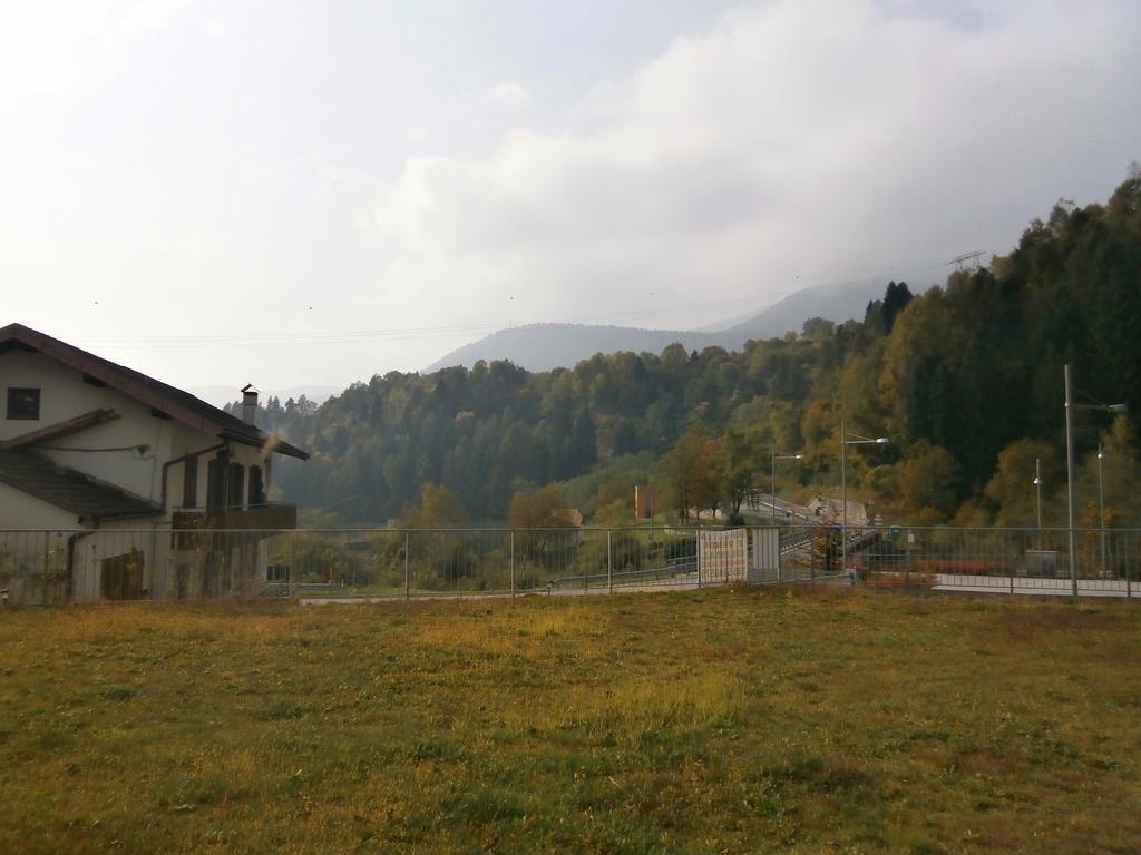 カステッロ・テジーノ Ai Vecchi Molini Bed & Breakfast エクステリア 写真