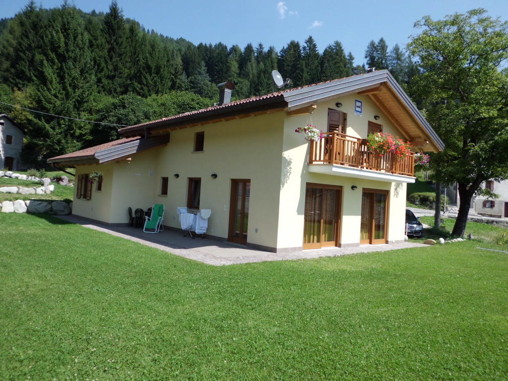 カステッロ・テジーノ Ai Vecchi Molini Bed & Breakfast エクステリア 写真