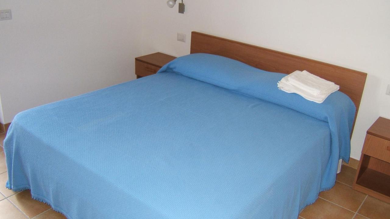 カステッロ・テジーノ Ai Vecchi Molini Bed & Breakfast エクステリア 写真